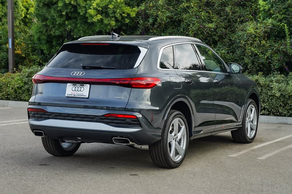 Thumbnail: 2025 Audi Q5 - 4
