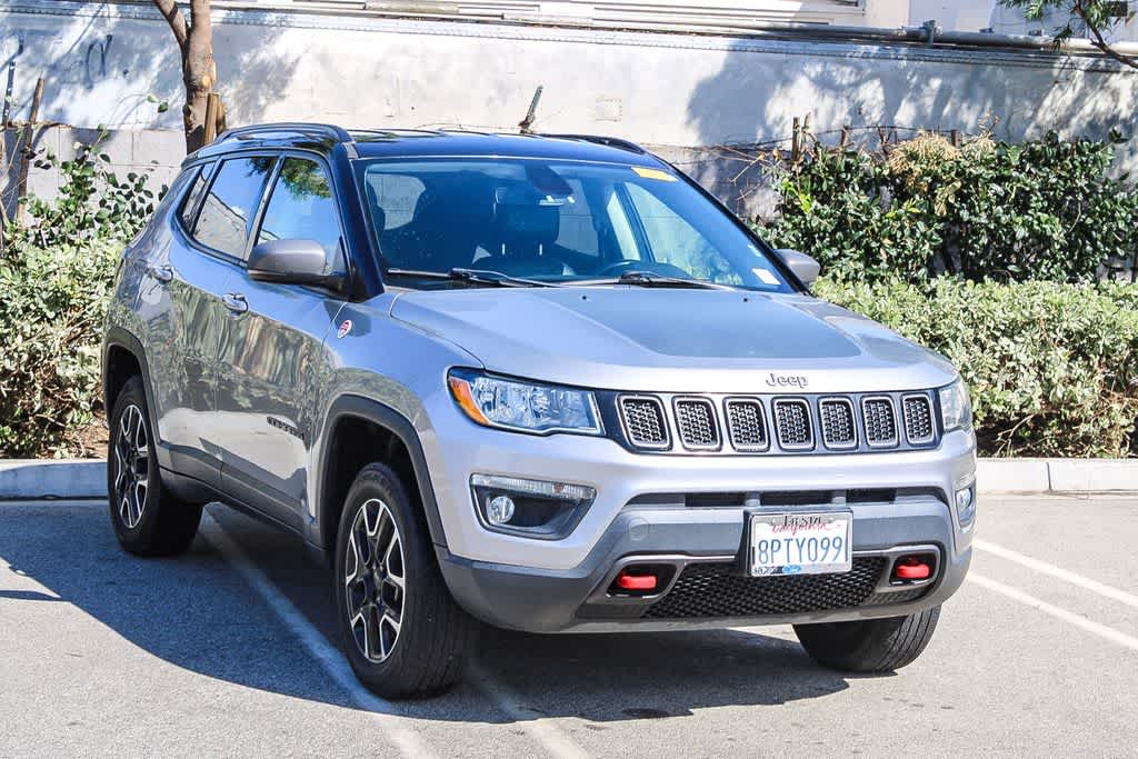 Thumbnail: 2020 Jeep Compass - 3