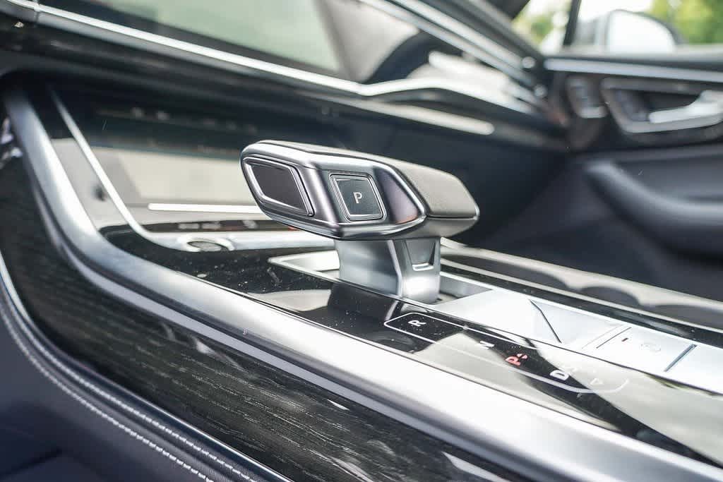 Thumbnail: 2025 Audi Q7 - 25