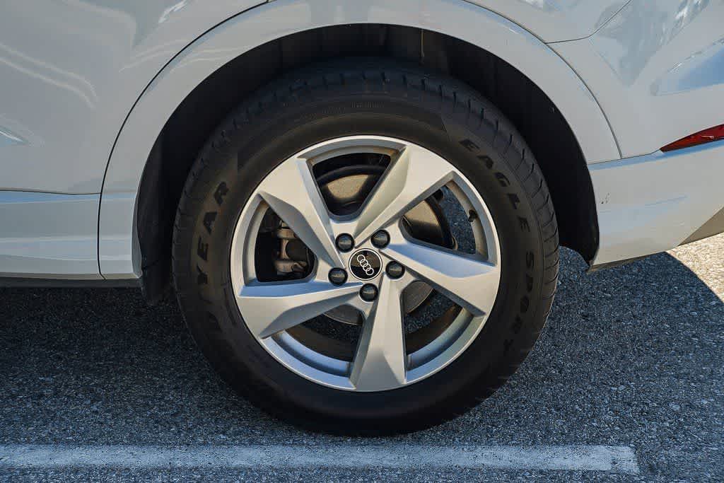 Thumbnail: 2022 Audi Q3 - 11