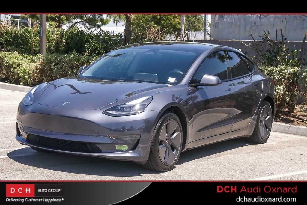 Thumbnail: 2023 Tesla Model 3 - 1
