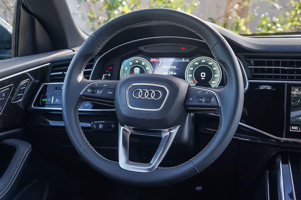 Thumbnail: 2026 Audi Q8 - 13