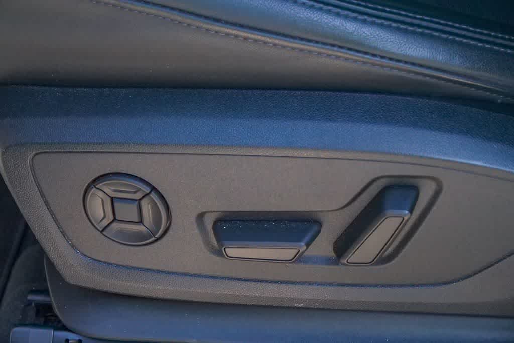 Thumbnail: 2022 Audi Q3 - 20