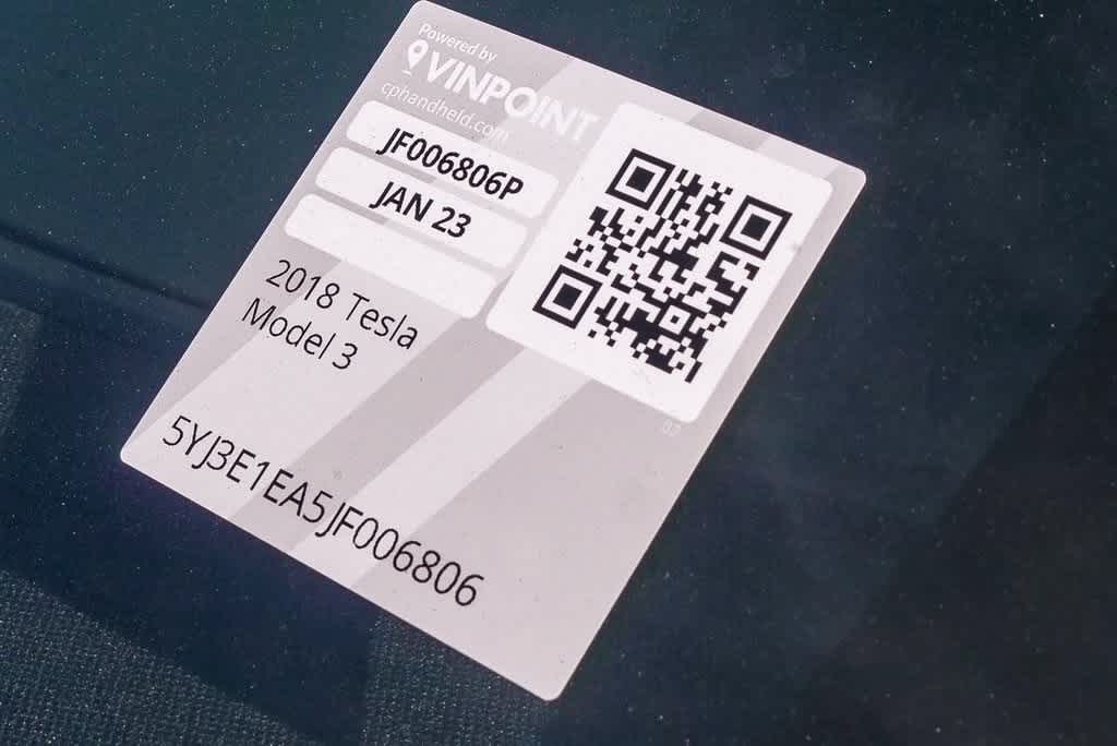 Thumbnail: 2018 Tesla Model 3 - 21