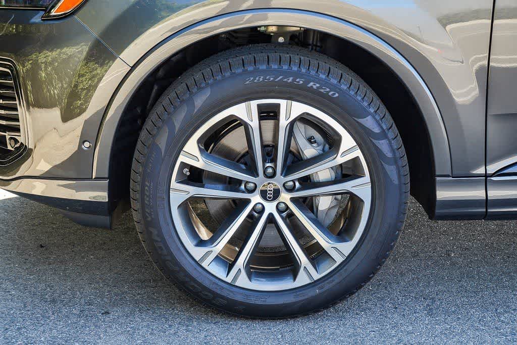 Thumbnail: 2026 Audi Q7 - 10