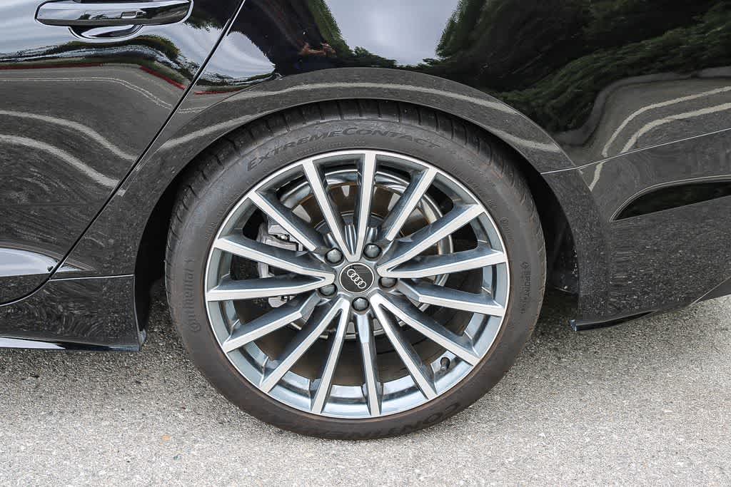 Thumbnail: 2023 Audi Q3 - 6