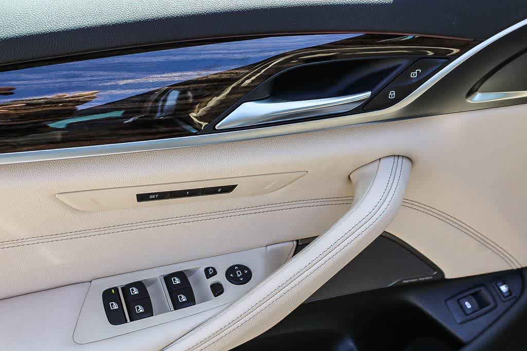 Thumbnail: 2023 BMW 5 Series - 20