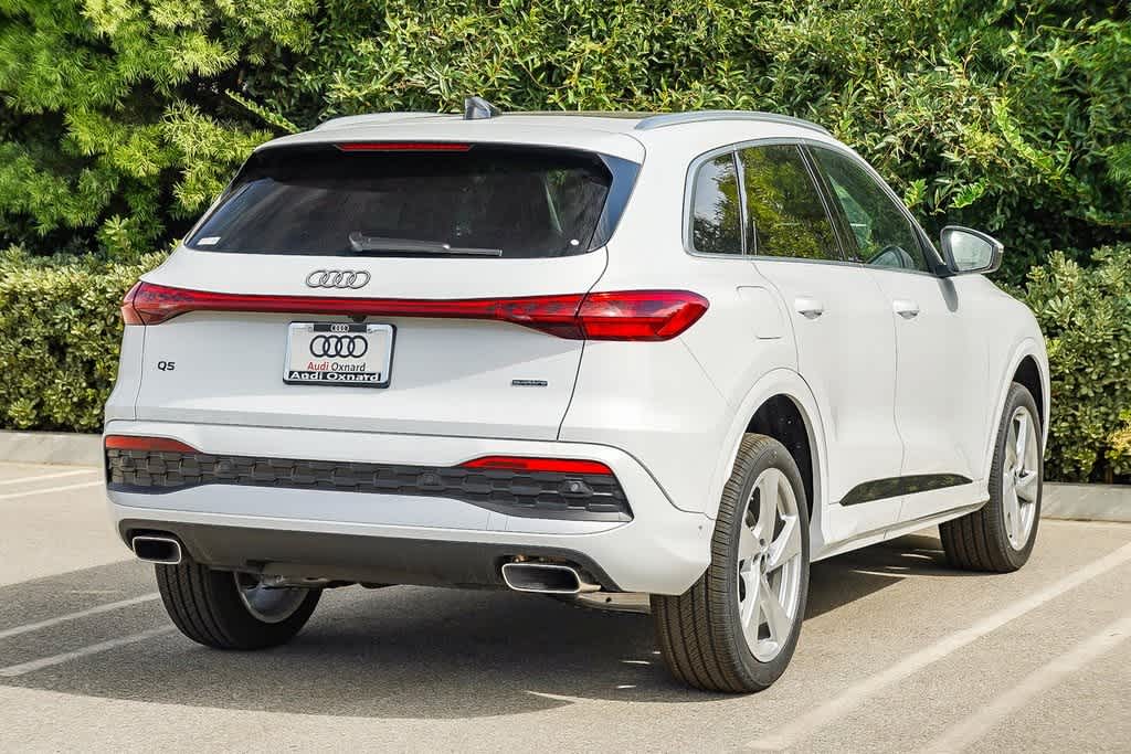 Thumbnail: 2025 Audi Q5 - 4