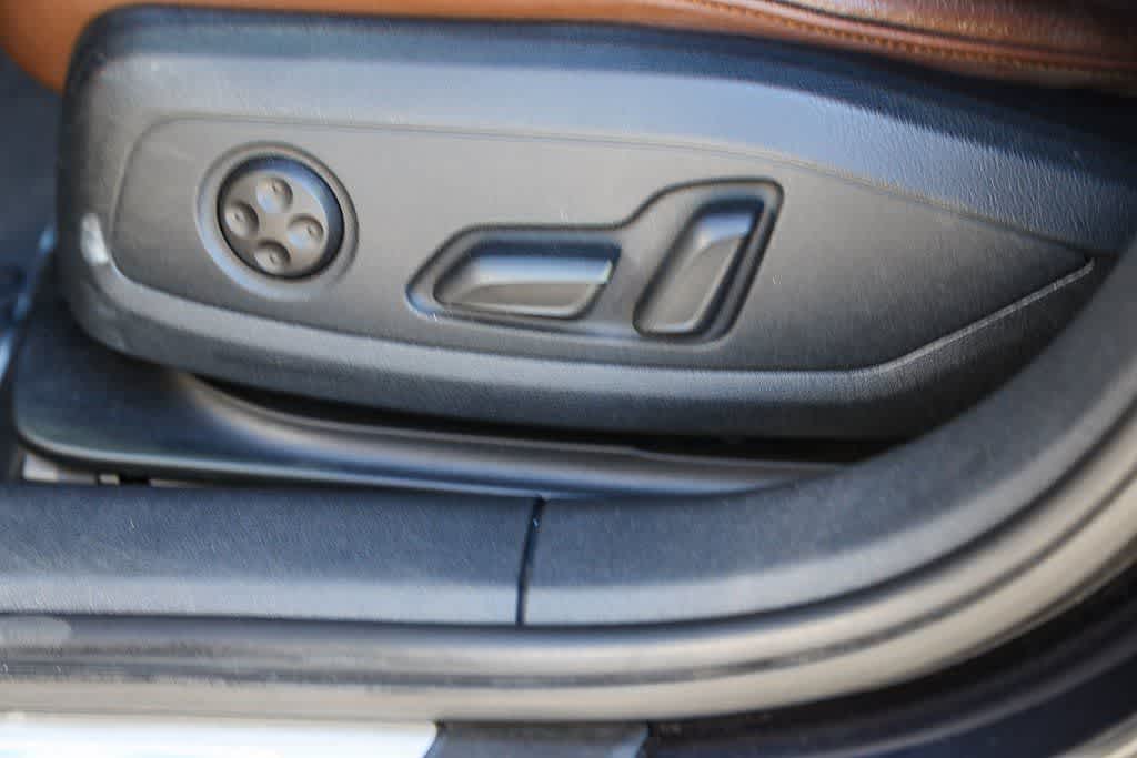 Thumbnail: 2018 Audi A4 - 18