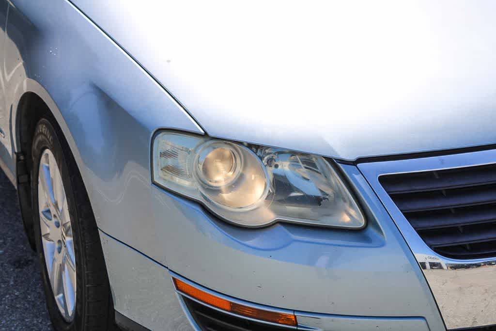 Thumbnail: 2007 Volkswagen Passat - 4
