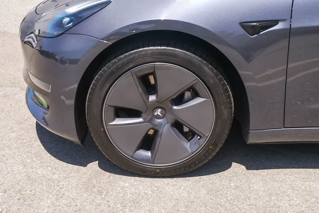 Thumbnail: 2023 Tesla Model 3 - 6