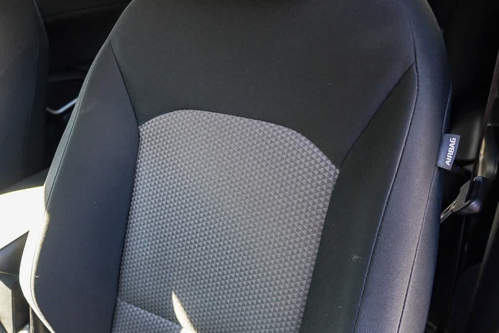 Thumbnail: 2023 Kia Soul - 25