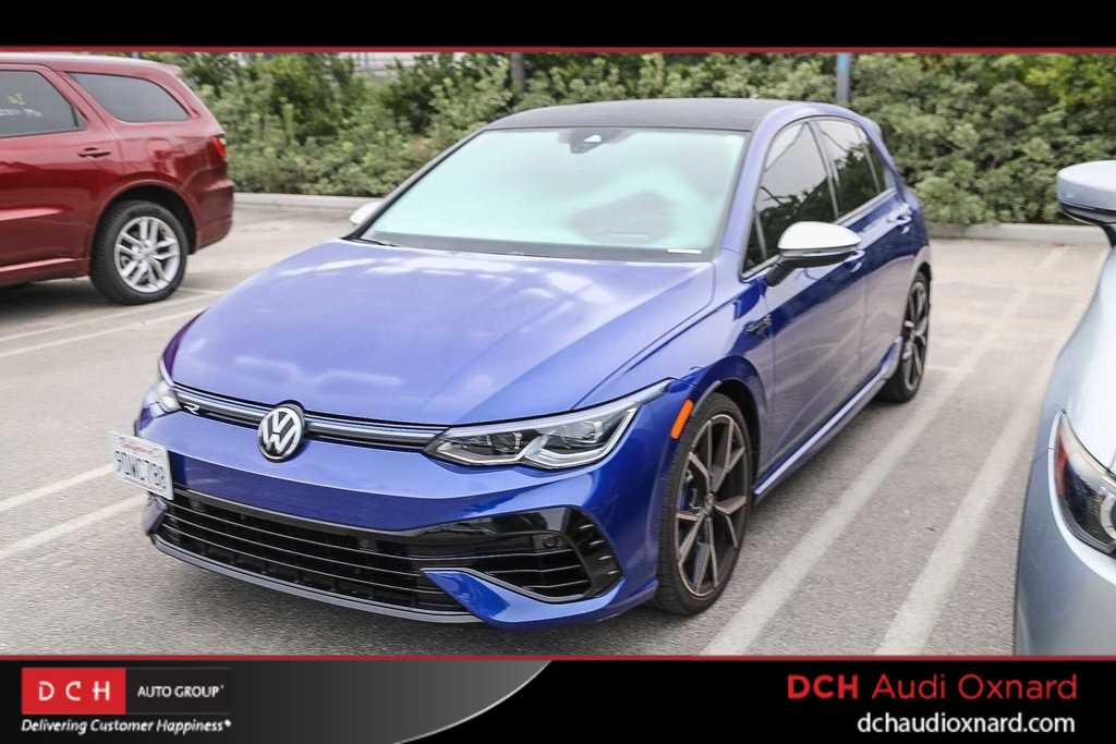 Thumbnail: 2023 Volkswagen Golf - 1