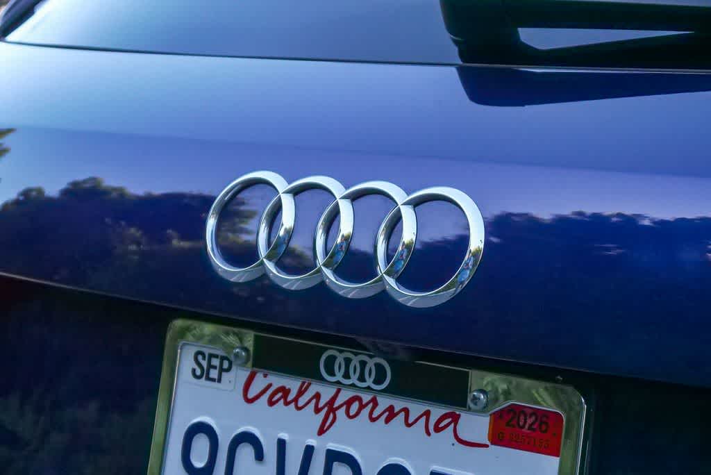 Thumbnail: 2022 Audi Q3 - 11