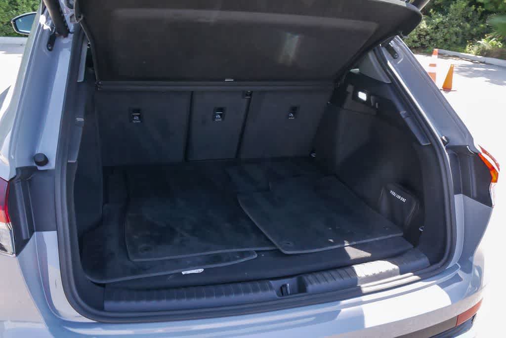 Thumbnail: 2023 Audi Q4 e-tron - 20