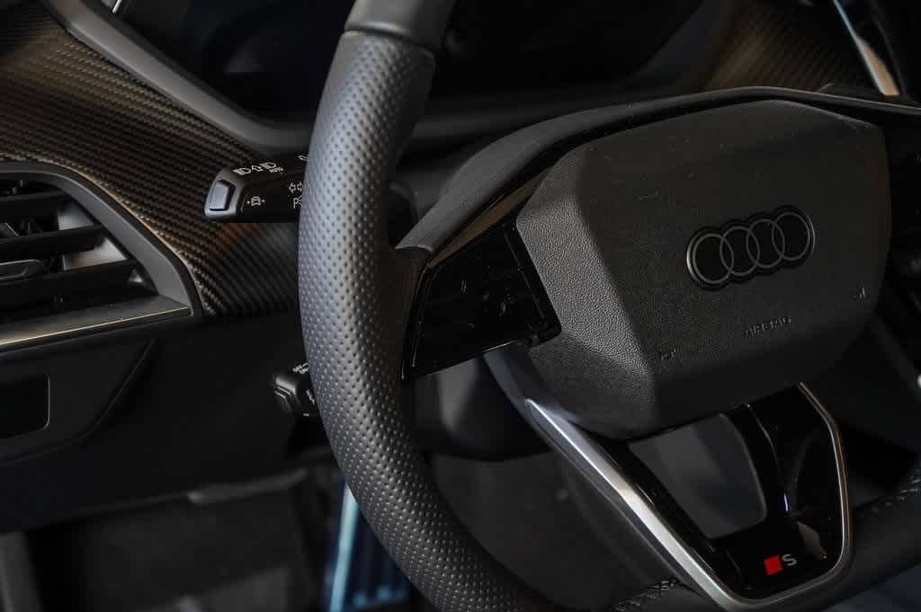 Thumbnail: 2025 Audi e-tron GT - 16