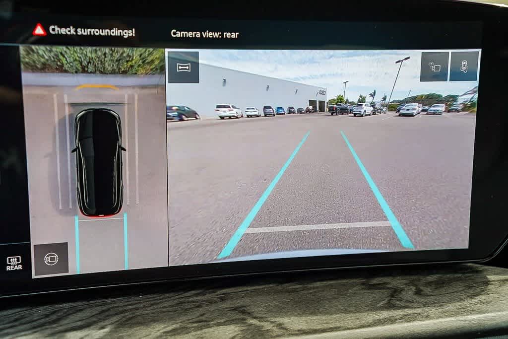 Thumbnail: 2025 Audi Q5 - 26