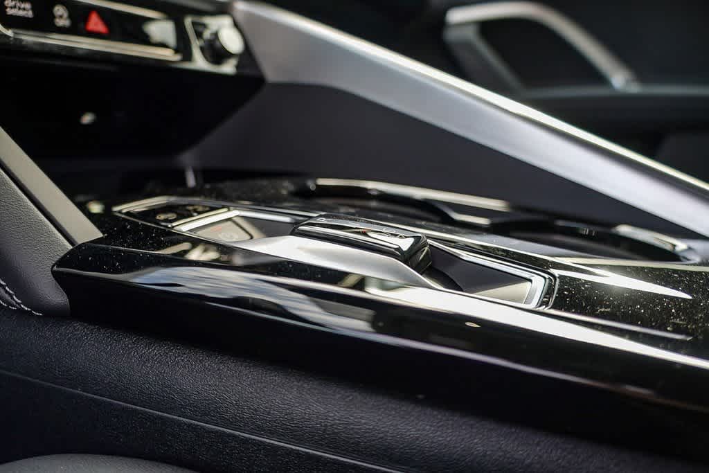 Thumbnail: 2025 Audi Q5 - 22