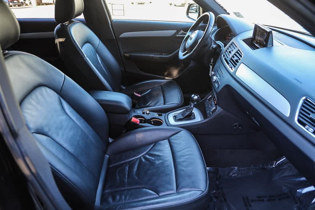 Thumbnail: 2018 Audi Q3 - 13