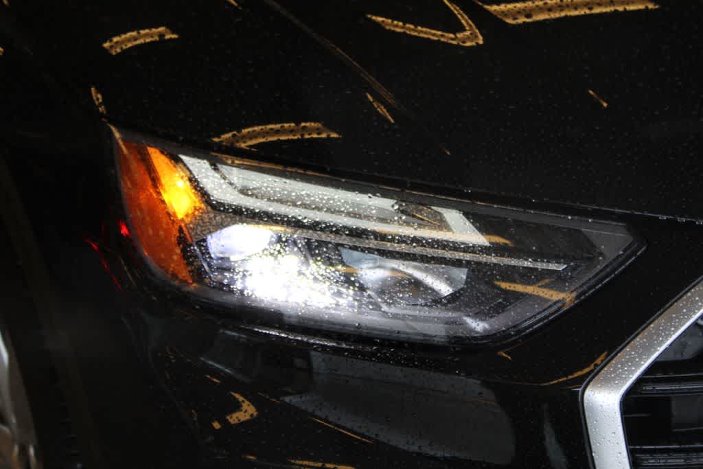 Thumbnail: 2022 Audi Q5 - 4