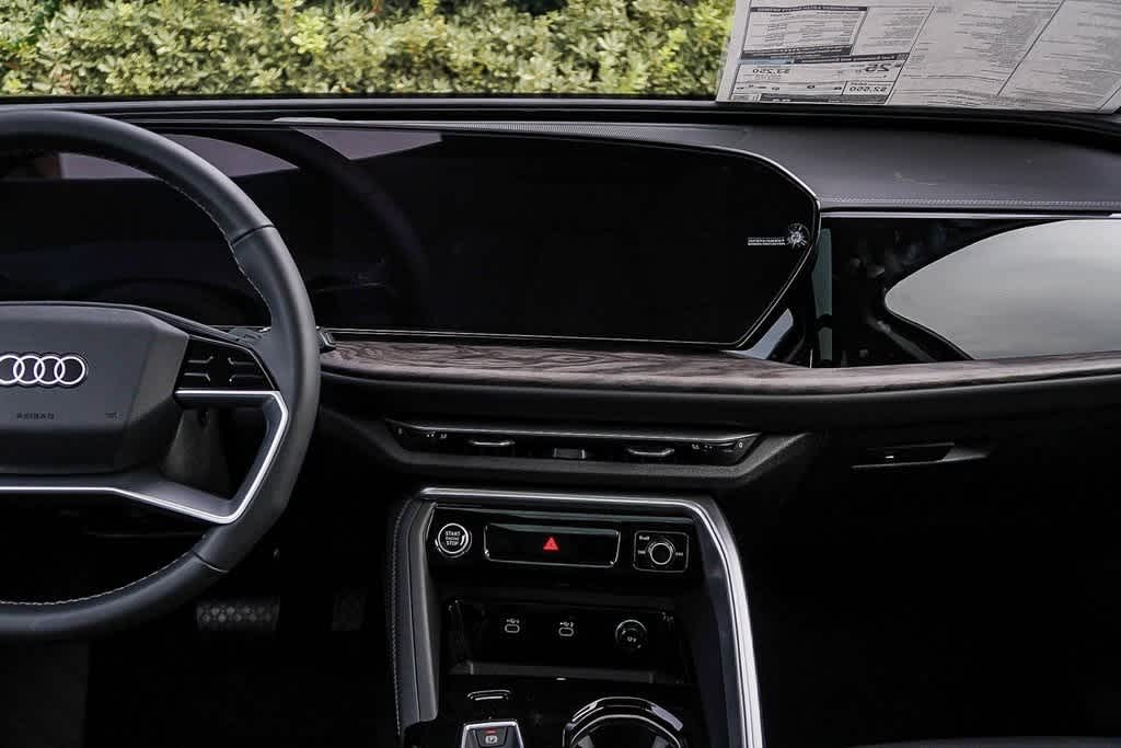 Thumbnail: 2025 Audi Q5 - 13