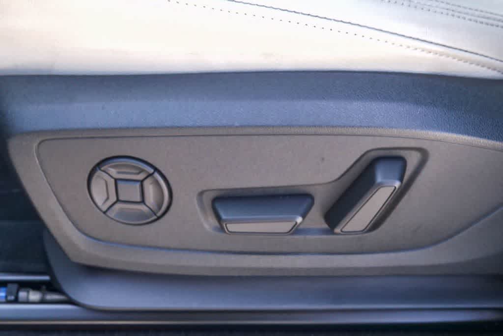 Thumbnail: 2023 Audi Q3 - 21