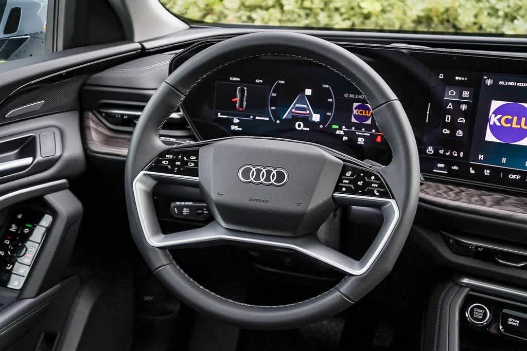 Thumbnail: 2025 Audi Q5 - 15