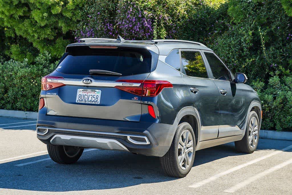 Thumbnail: 2021 Kia Seltos - 4