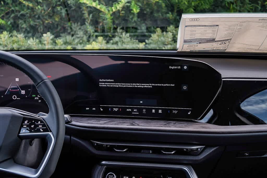 Thumbnail: 2025 Audi Q5 - 13