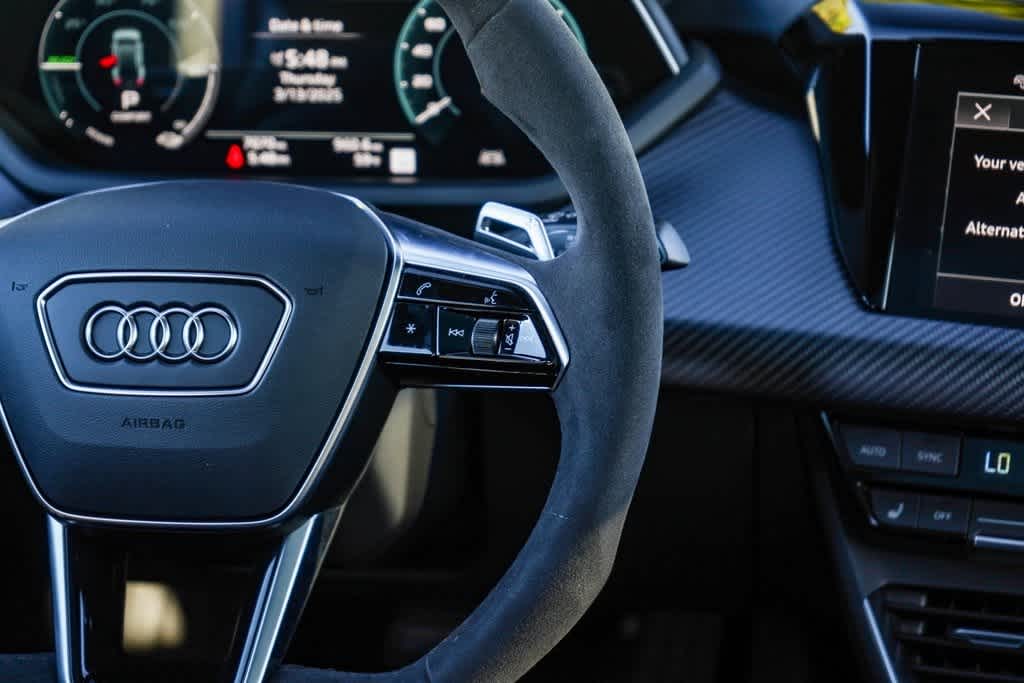 Thumbnail: 2024 Audi e-tron GT - 15
