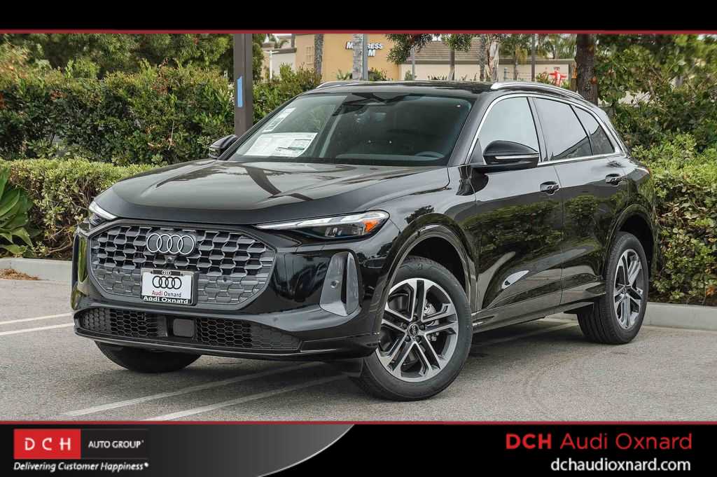 Thumbnail: 2026 Audi Q5 - 1