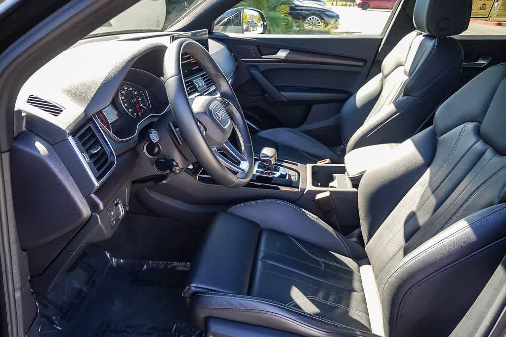 Thumbnail: 2023 Audi Q5 - 20