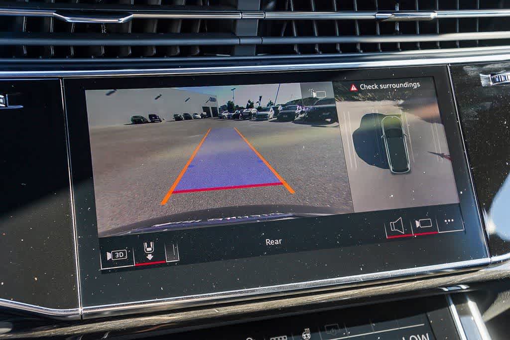 Thumbnail: 2026 Audi Q7 - 27