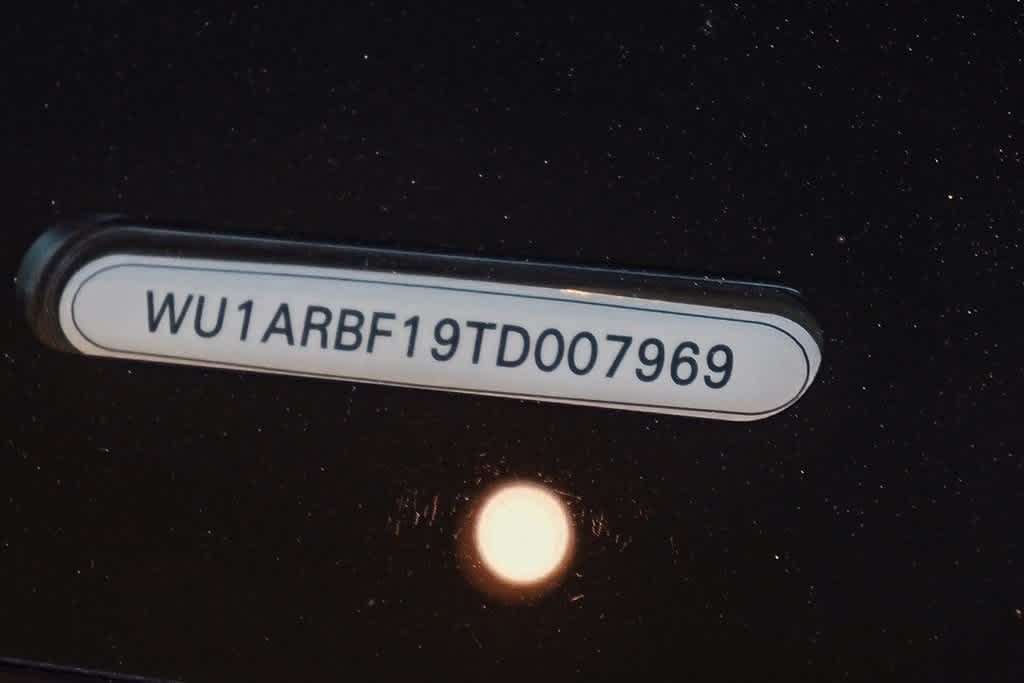 Thumbnail: 2026 Audi RS Q8 - 31