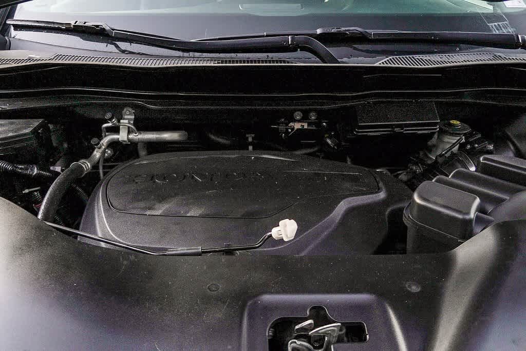 Thumbnail: 2017 Honda Pilot - 30