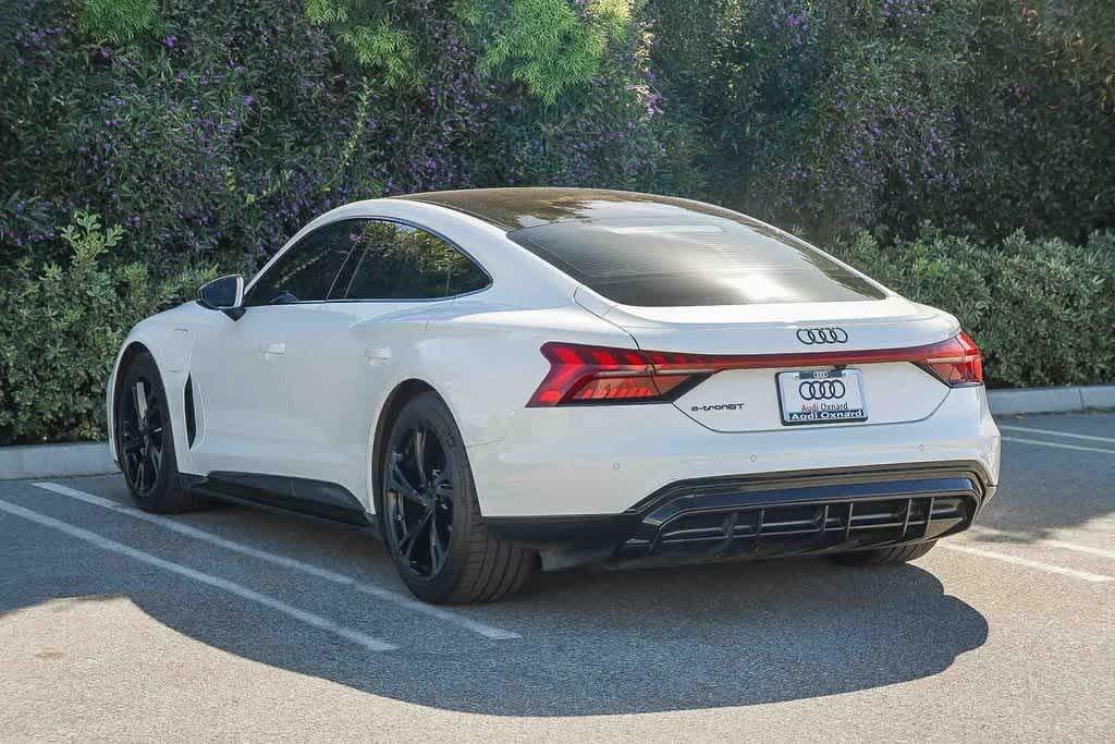 Thumbnail: 2022 Audi e-tron GT - 6