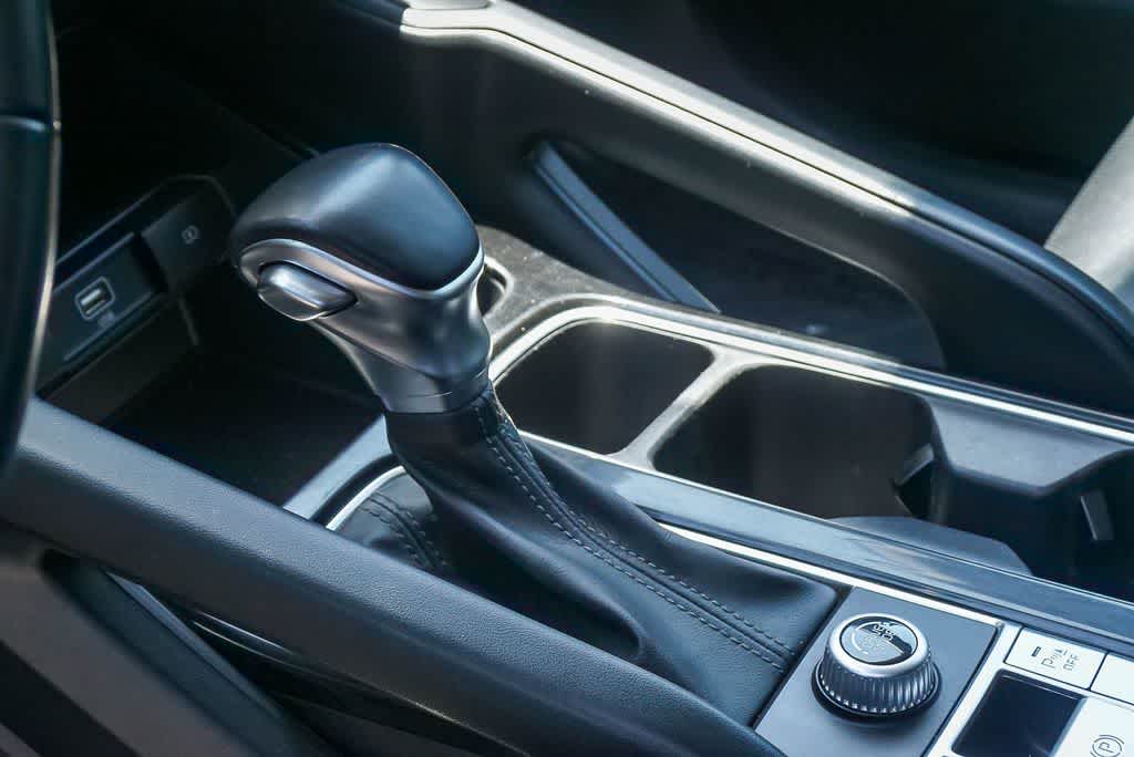 Thumbnail: 2020 Kia Telluride - 19