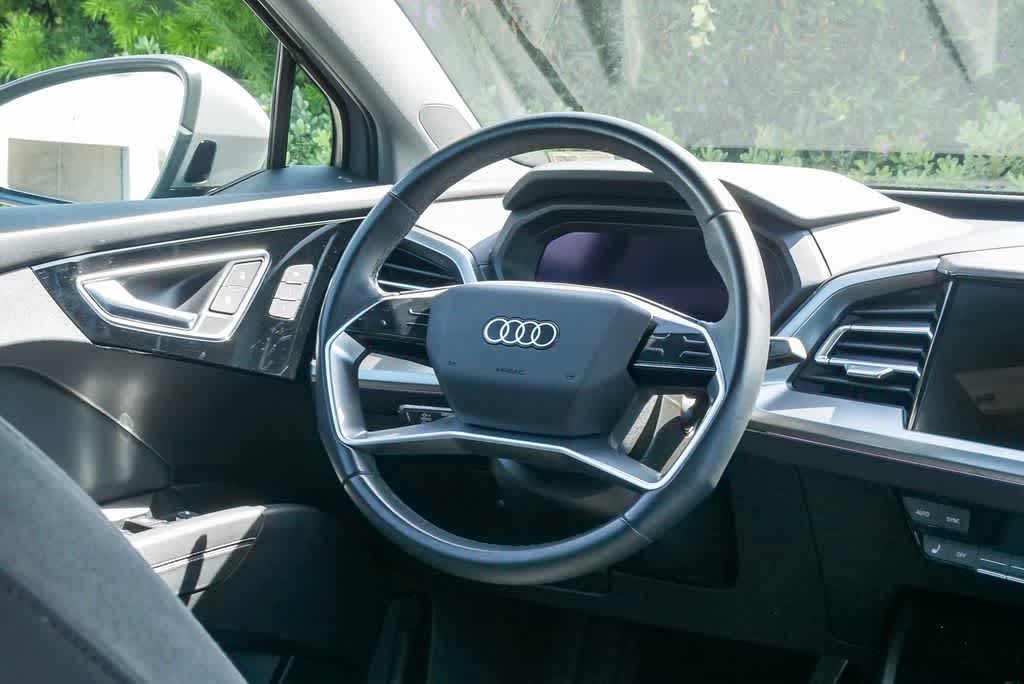 Thumbnail: 2023 Audi Q4 e-tron - 14