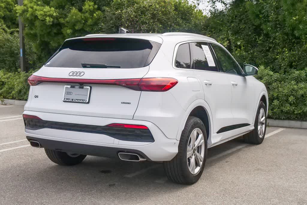 Thumbnail: 2025 Audi Q5 - 10