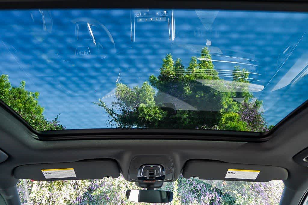 Thumbnail: 2026 Audi Q7 - 18