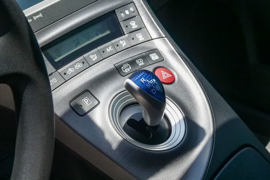 Thumbnail: 2014 Toyota Prius - 19