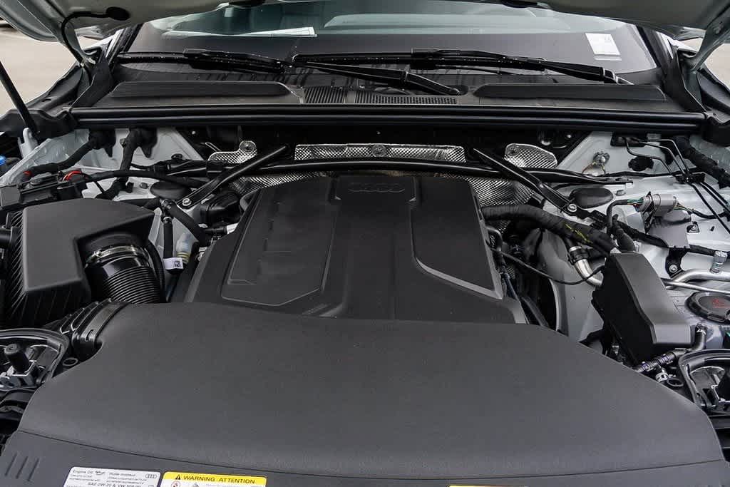 Thumbnail: 2025 Audi Q5 - 30