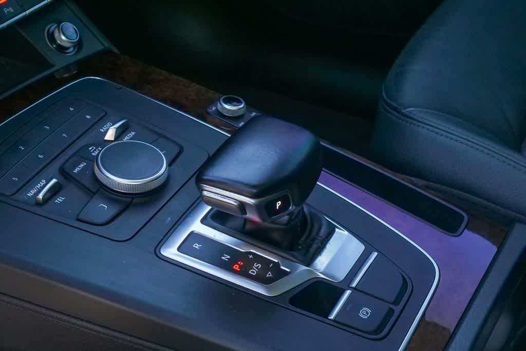 Thumbnail: 2018 Audi Q5 - 18