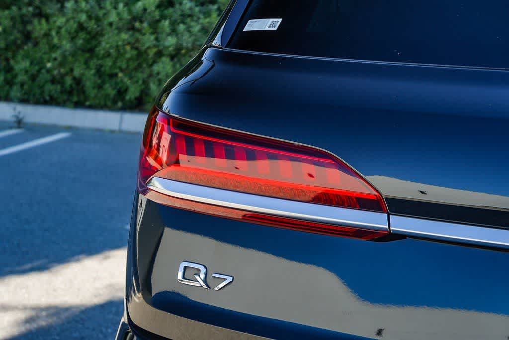 Thumbnail: 2023 Audi Q7 - 7
