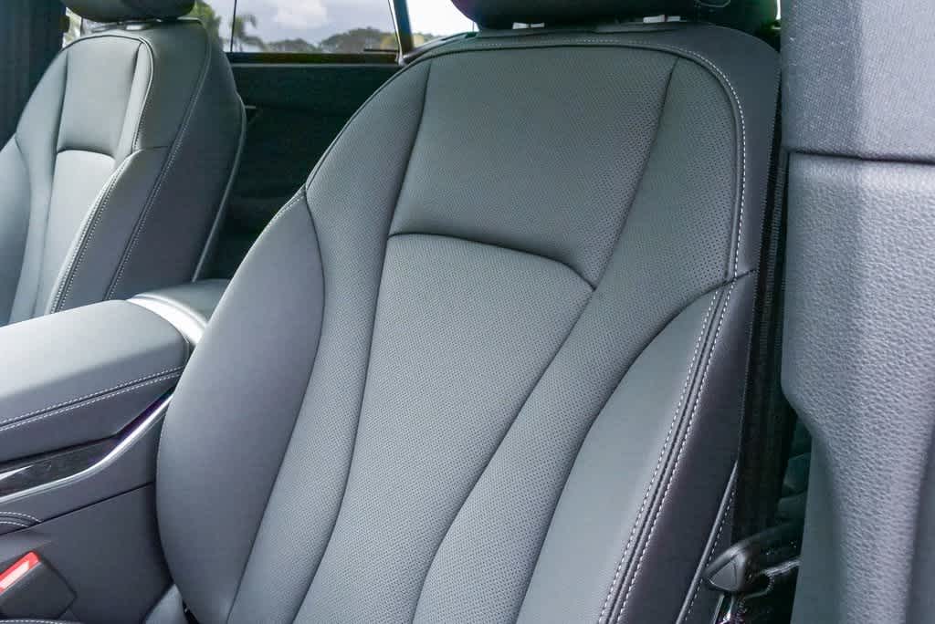 Thumbnail: 2026 Audi Q8 - 23