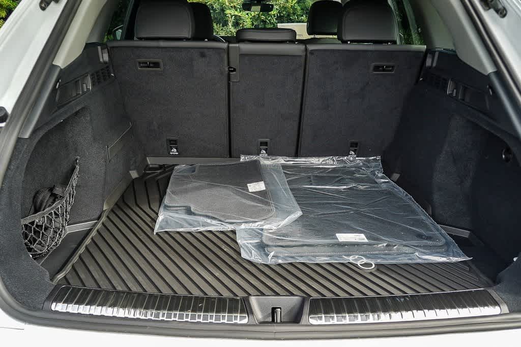 Thumbnail: 2025 Audi Q5 - 28