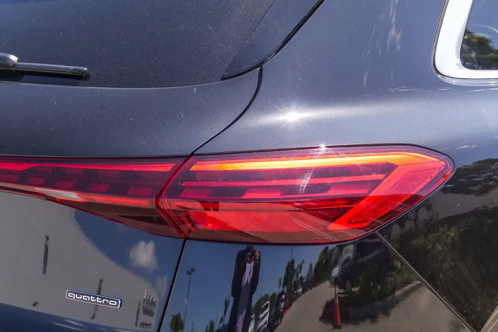 Thumbnail: 2025 Audi Q5 - 11