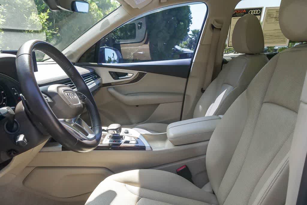 Thumbnail: 2019 Audi Q7 - 16