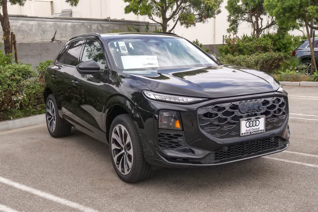 Thumbnail: 2026 Audi Q3 - 3
