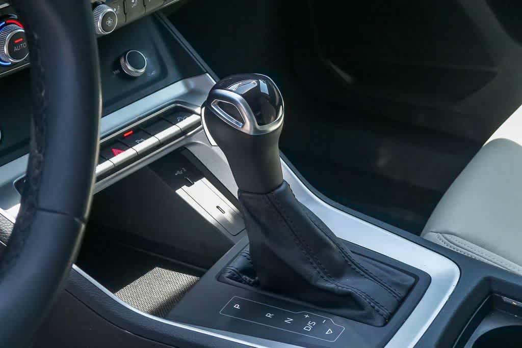 Thumbnail: 2023 Audi Q3 - 19